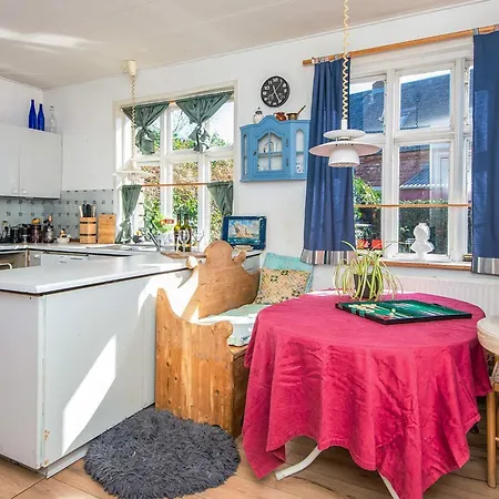 Holiday home Captain House In